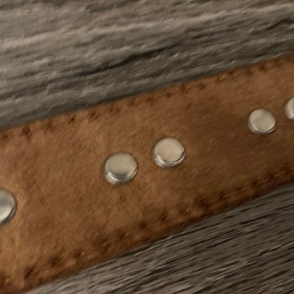 Ranger Belt Company Reddish Brow Silver Medallion Tooled  Genuine Leather Belt - Picture 7 of 10